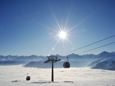 Die Alpenrosenbahn in Westendorf � by Fotowerk Nusser-Aichner