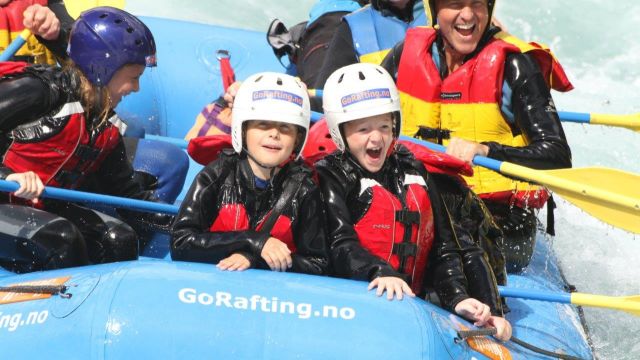 Abenteuerurlaub f�r Familien in Norwegen mit Rafting 