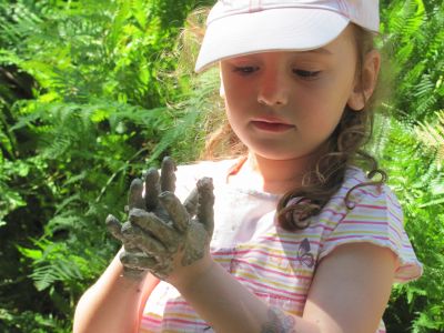 Lehm: Naturp�dagogisches Kinderprogramm Korfu