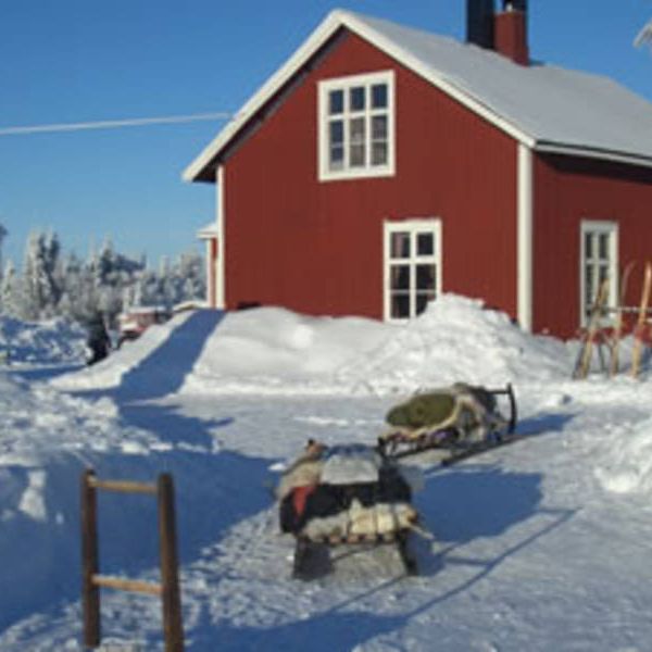 Familienurlaub in Schwedens Lappland - Winterabenteuer am Polarkreis