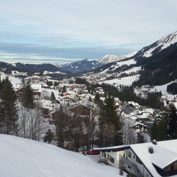 Familien-Skiurlaub �ber Silvester im Kleinwalsertal, �sterreich