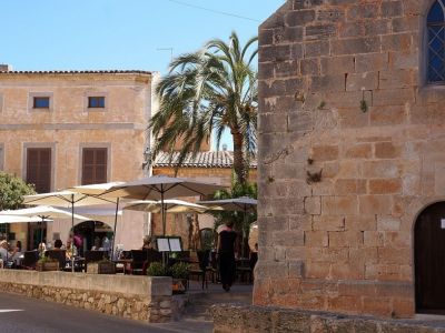 Eltern-Kind-Reise Familienreiseveranstalter Urlaub mit Kleinkkind kindgerechte Unterkunft Appartement