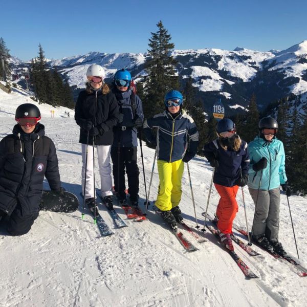 Familien-Winterurlaub �ber Silvester in Tirol: Schneevergn�gen Kitzb�heler Alpen