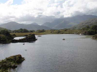 Die einzigartige irische Landschaft l�dt zu ausgiebigen Wanderungen und Radtouren ein.