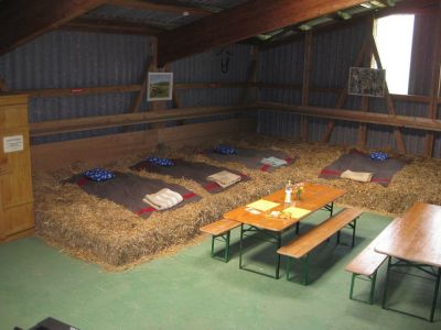 Familienwandern Schweiz Hof Bucheli in Brunnen am Vierwaldst�ttersee Strohlager