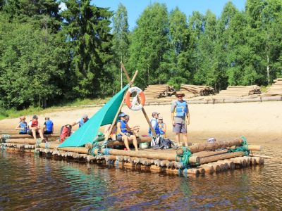 familienabenteuer schweden kanufahrt kindern see