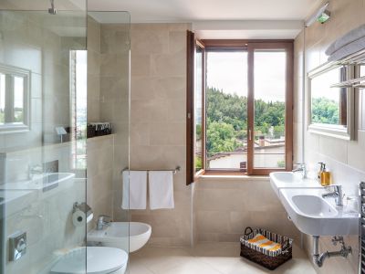 Boutiquehotel Leone Marken Luxus im Urlaub Italien Wandern Sibillinische Berge