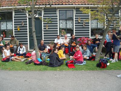 Auf Tour gibt es ein Picknick im Freien