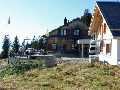 Von H�tte zu H�tte wandern in der Schweiz Ch�serenholzh�tte