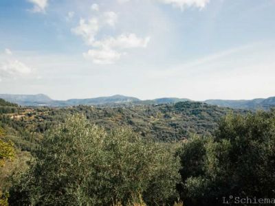 H�gel in Korfus S�den