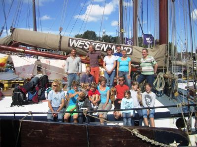 So ein Schiff braucht eine gro�e Besatzung!